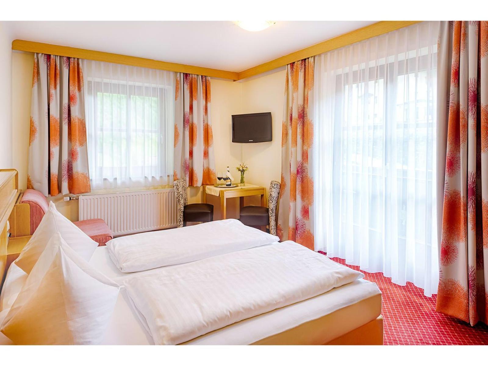 Landhotel Almroesl Im Grossarltal 후트샬라그 외부 사진